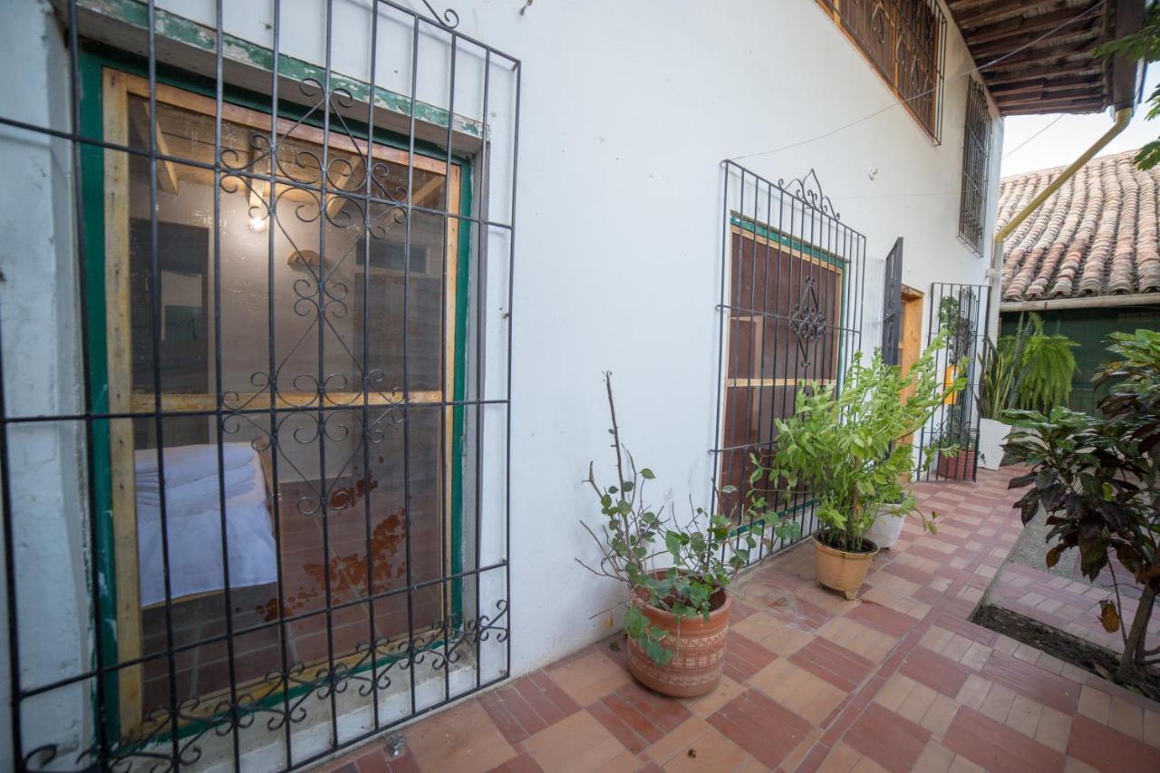 Casa Serrano - Callejon De Don Blas Mompos Exterior foto