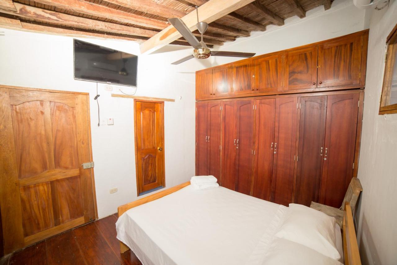 Casa Serrano - Callejon De Don Blas Mompos Exterior foto